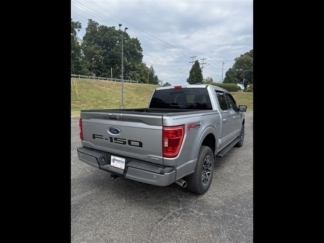 2022 Ford F-150 XLT photo 2