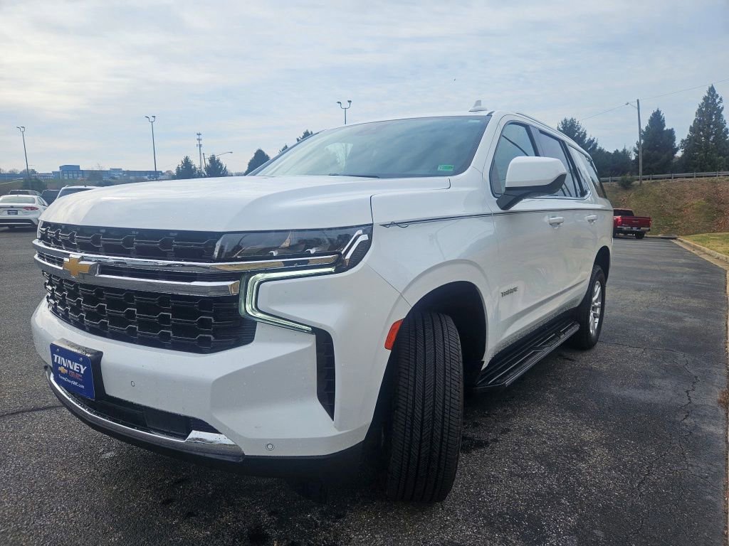 2024 Chevrolet Tahoe LS photo 2