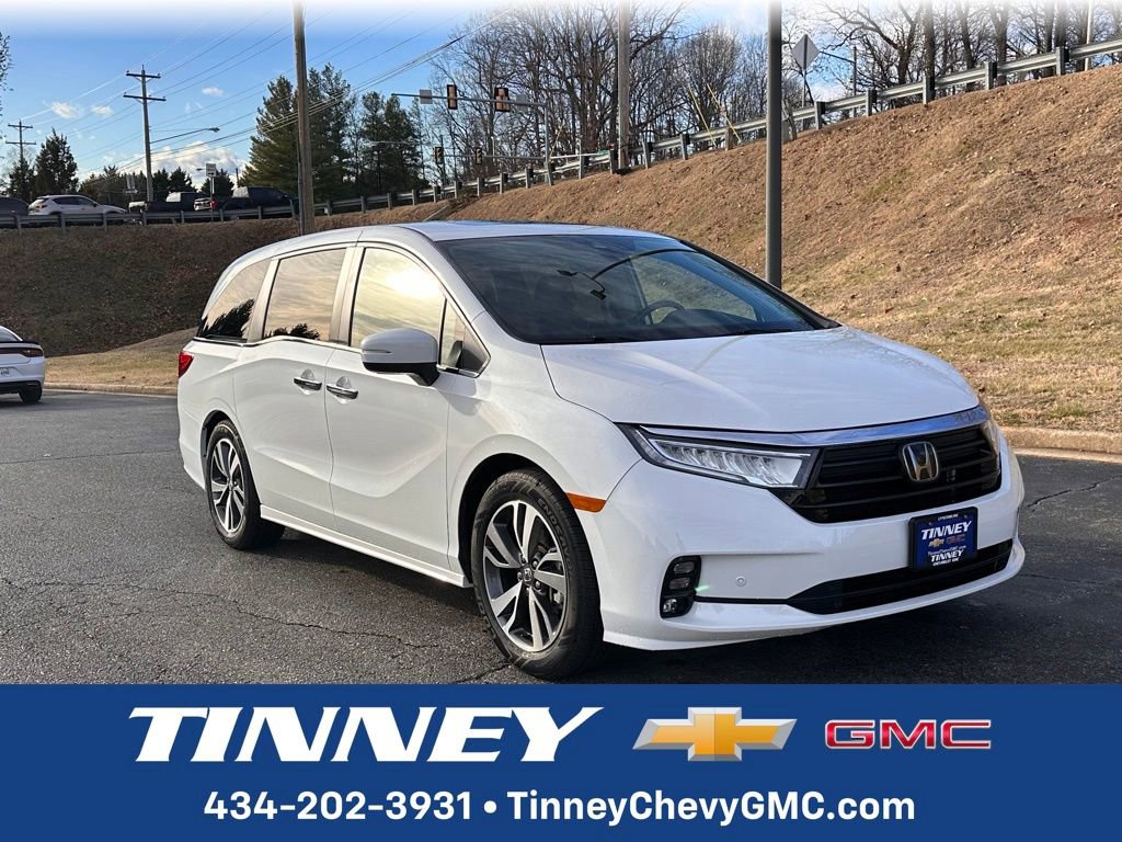 2023 Honda Odyssey Touring's photo
