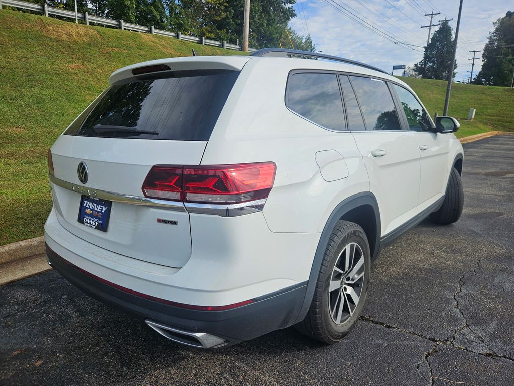 2021 Volkswagen Atlas SE photo 2