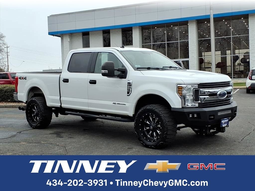2019 Ford F-250 Super Duty XL's photo