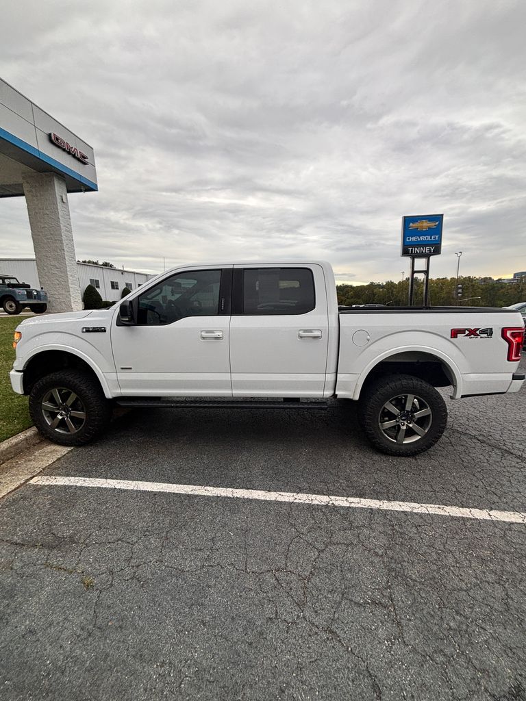2016 Ford F-150 XLT photo 4