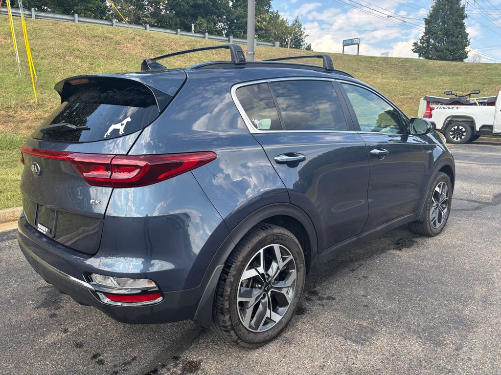 2020 Kia Sportage EX photo 2