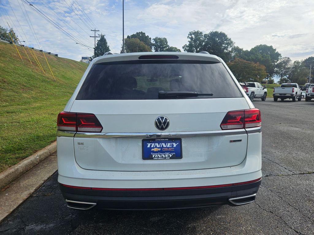 2021 Volkswagen Atlas SE photo 3