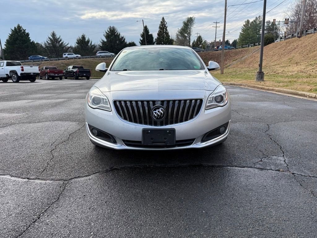 Used 2017 Buick Regal Premium 2 with VIN 2G4GR5GX2H9134252 for sale in Lynchburg, VA