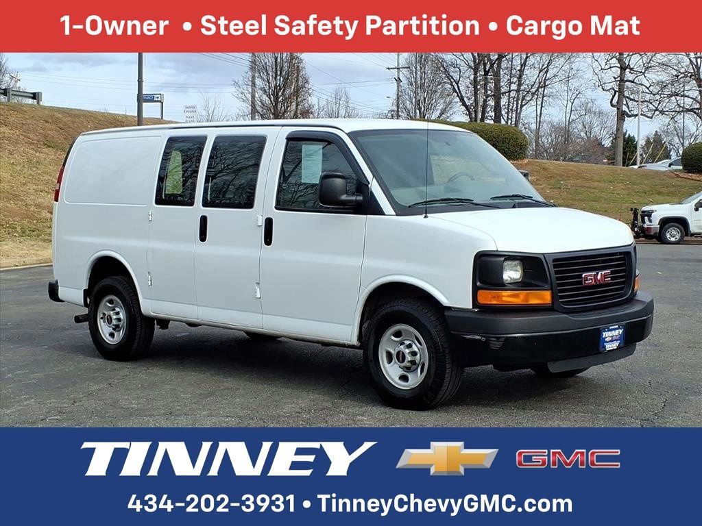 2016 GMC Savana Cargo Work Van's photo