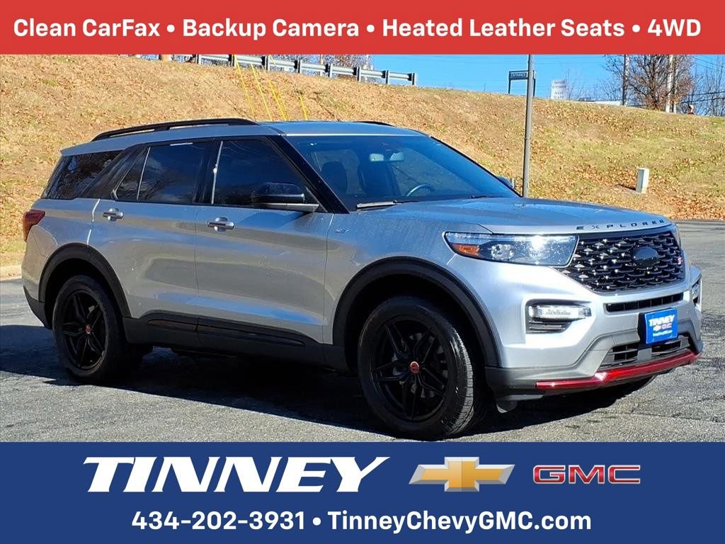 2023 Ford Explorer ST-LINE's photo