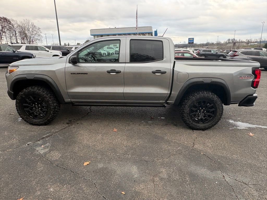 2024 Chevrolet Colorado Trail Boss photo 4