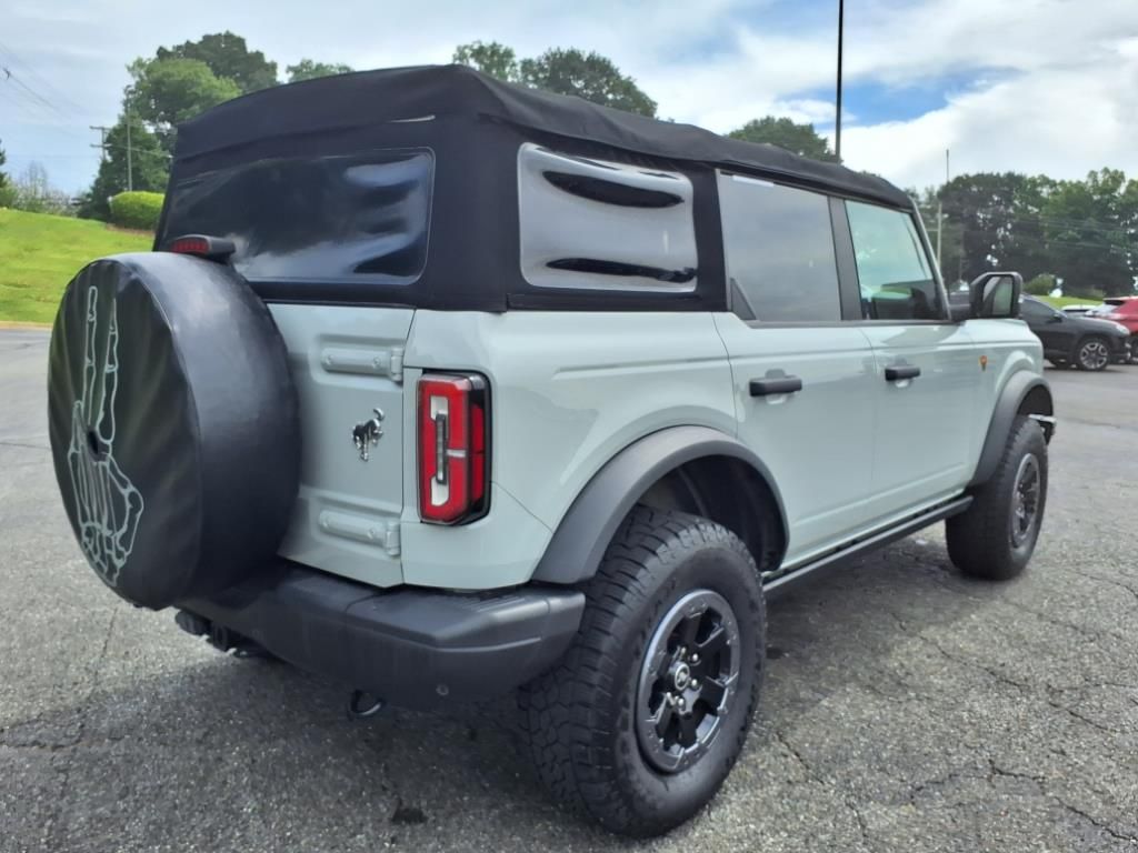 2021 Ford Bronco Badlands photo 3