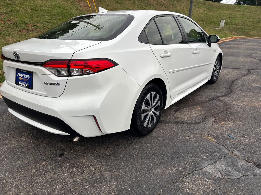 2021 Toyota Corolla Hybrid LE photo 3