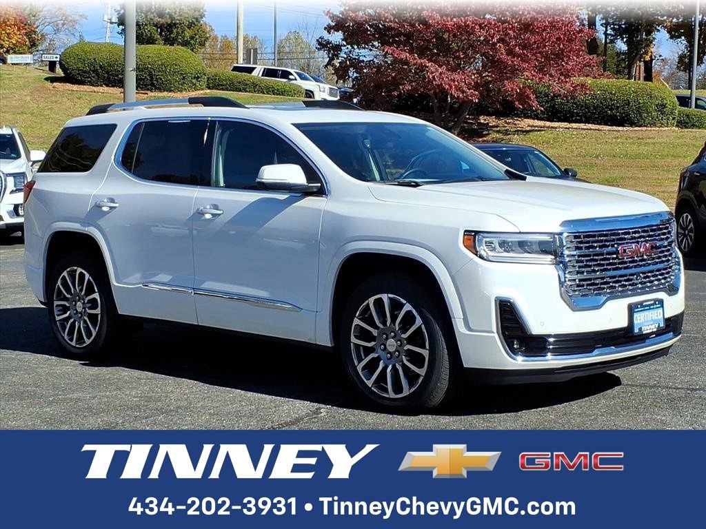 2023 GMC Acadia Denali's photo