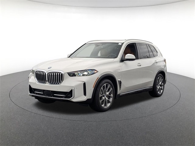 2026 BMW X5 50e's photo