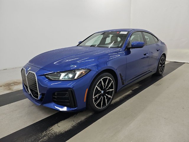  BMW i4