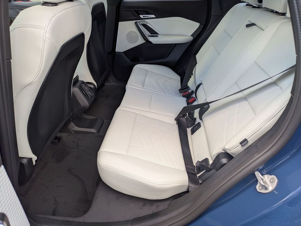 2026 BMW X1 28i - Photo 11