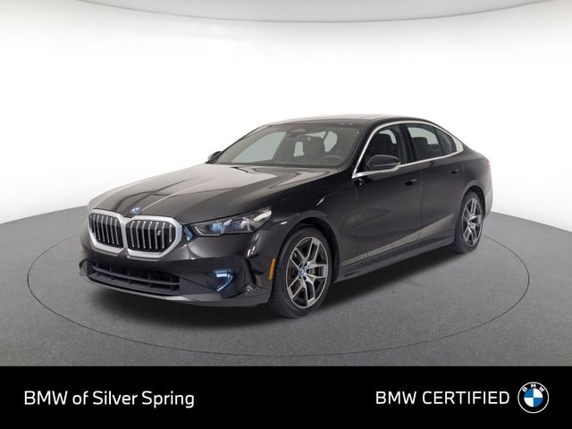 2024 BMW i5 eDrive40's photo