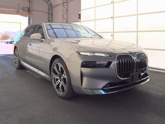 Used 2025 BMW i7 xDrive60 with VIN WBY53EJ07SCU63021 for sale in Silver Spring, MD