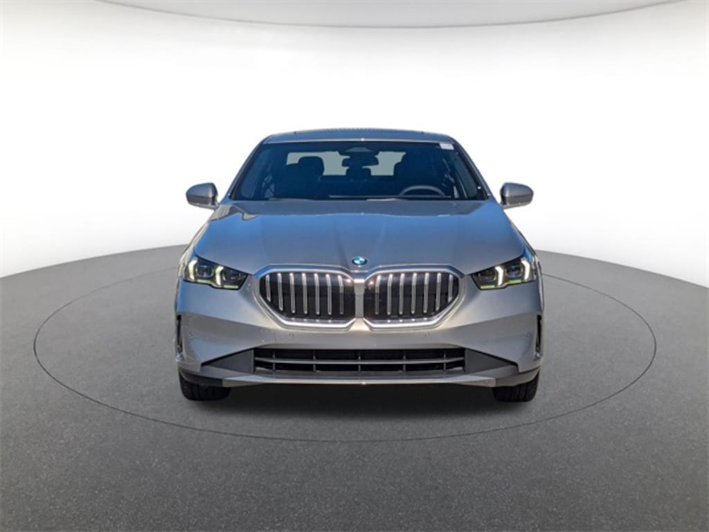 New 2026 BMW 530i xDrive Sedan
