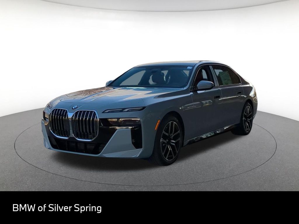 2026 BMW 7 Series 740i xDrive Sedan's photo