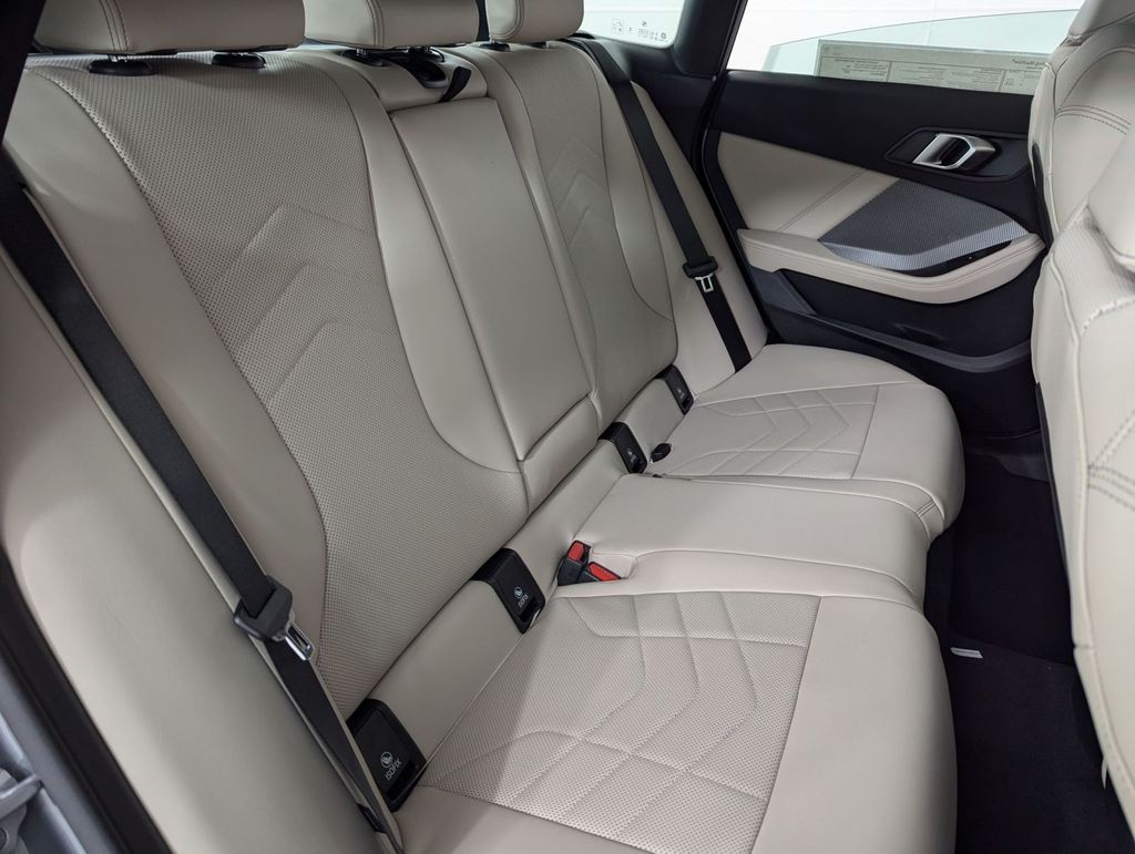 2025 BMW 2 Series 228 - Photo 17