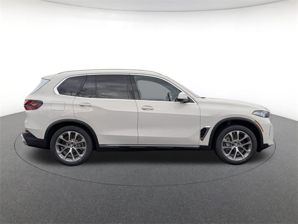 New 2026 BMW X5 PHEV xDrive50e SUV
