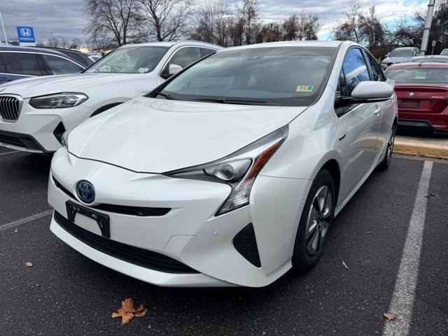 2018 Toyota Prius Four's photo