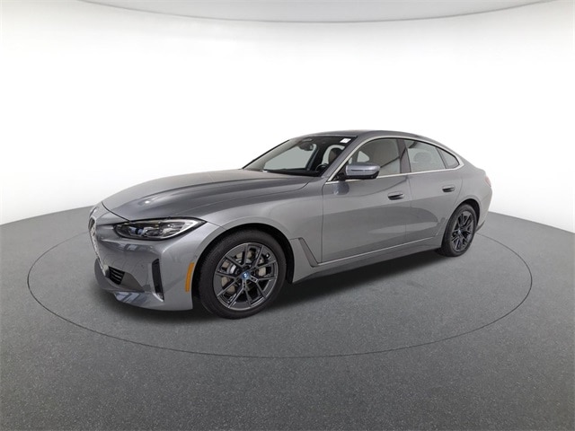 2022 BMW i4 Base's photo