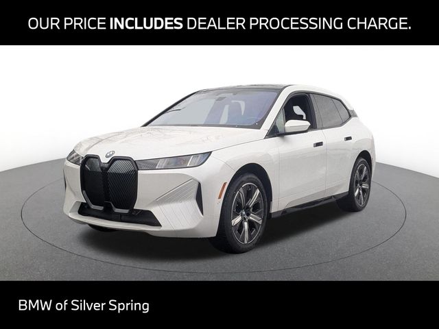 2026 BMW iX xDrive60's photo