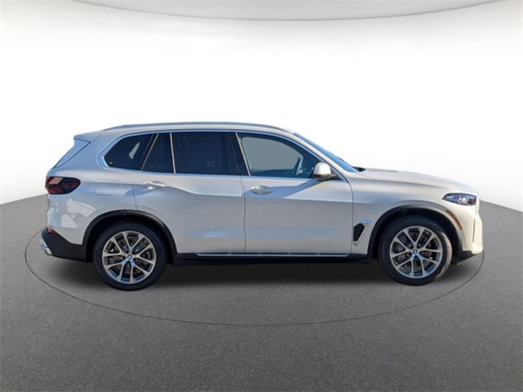 New 2026 BMW X5 PHEV xDrive50e SUV