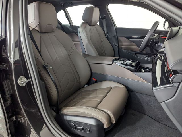 2026 BMW 5 Series 530i - Photo 20