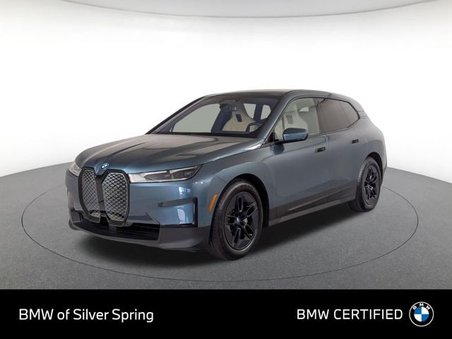 2023 BMW iX xDrive50's photo