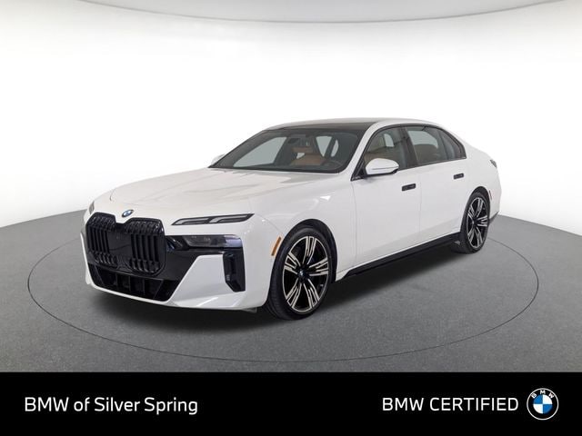 2024 BMW 7 Series 740i's photo