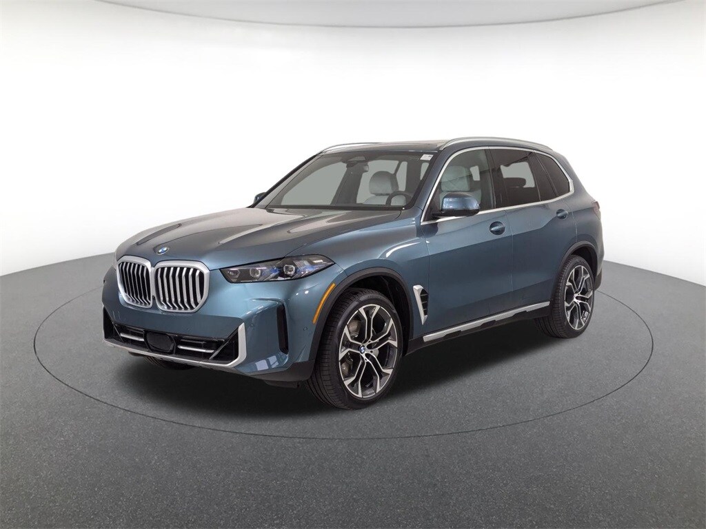 2026 BMW X5 40i's photo