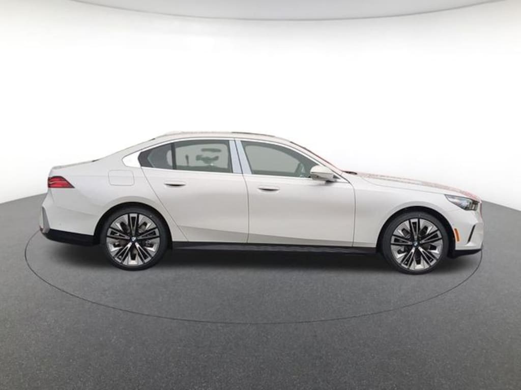 New 2027 BMW 530i xDrive Sedan