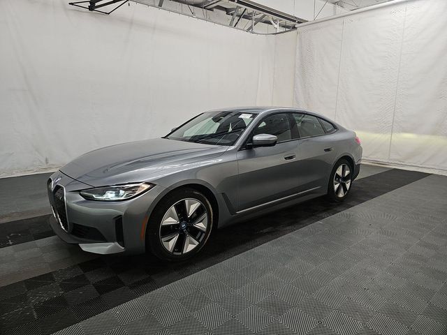 2023 BMW i4 eDrive35's photo