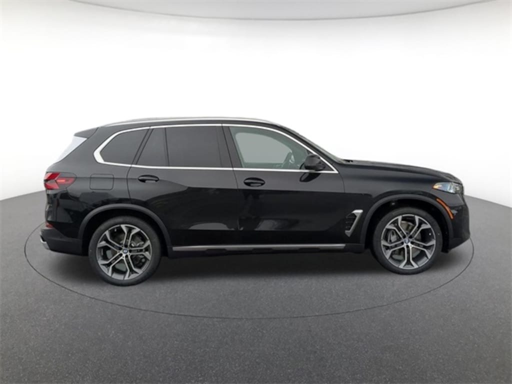 New 2026 BMW X5 xDrive40i SUV