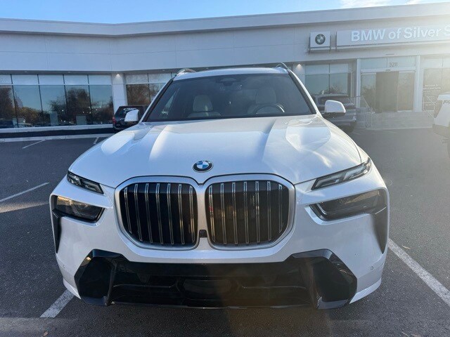 2023 Bmw X7 xDrive40i photo 2