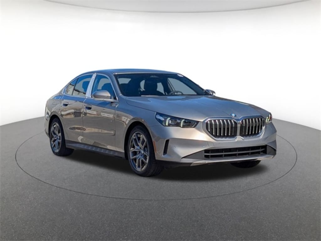 New 2026 BMW 530i xDrive Sedan