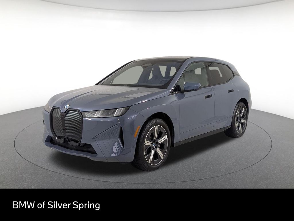 2026 BMW iX xDrive60's photo
