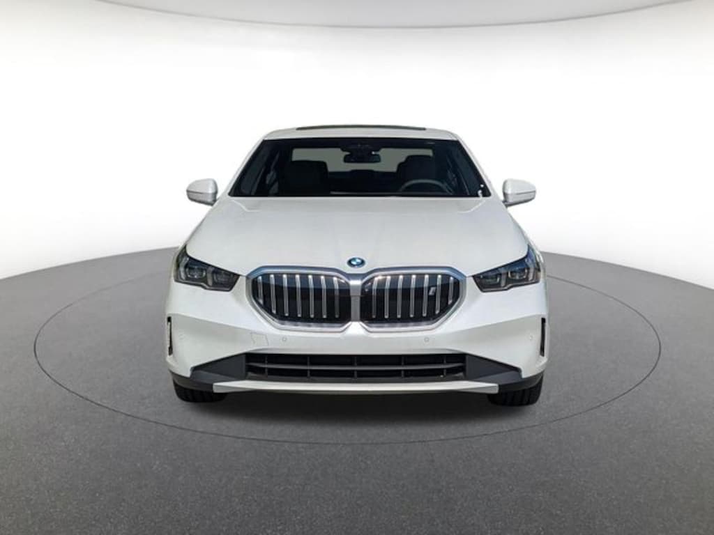 New 2026 BMW i5 xDrive40 Sedan