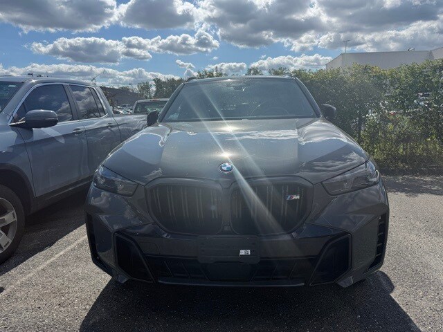 2024 Bmw X5 M60i photo 2