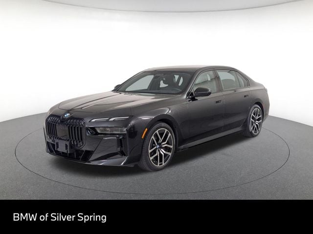 2023 BMW 7 Series 740i's photo