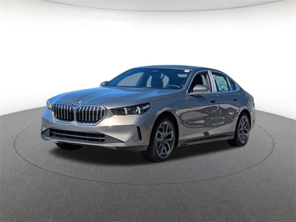 New 2026 BMW 530i xDrive Sedan