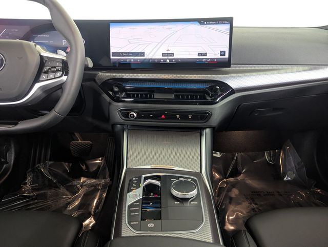 2025 BMW 3 Series 330i - Photo 14