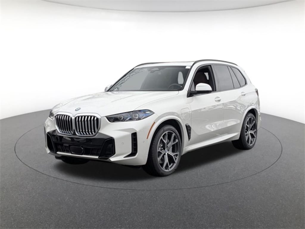 New 2026 BMW X5 PHEV xDrive50e SUV