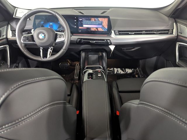 2025 BMW X1 28i - Photo 13
