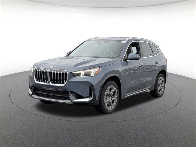 2026 BMW X1 28i's photo