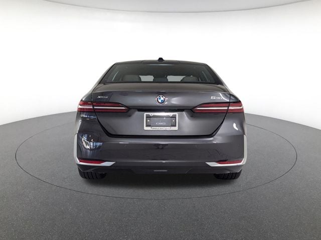 2026 BMW 5 Series 530i - Photo 6