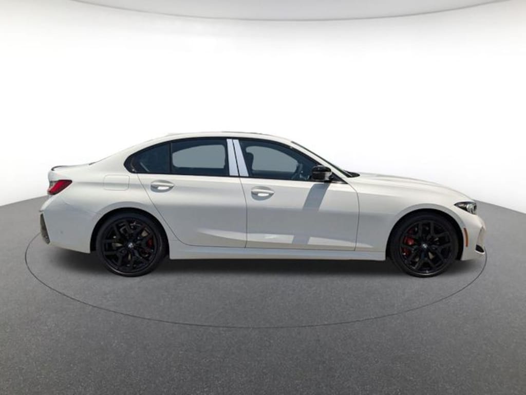 New 2026 BMW 330i xDrive Sedan