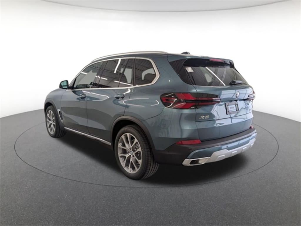 New 2026 BMW X5 xDrive40i SUV