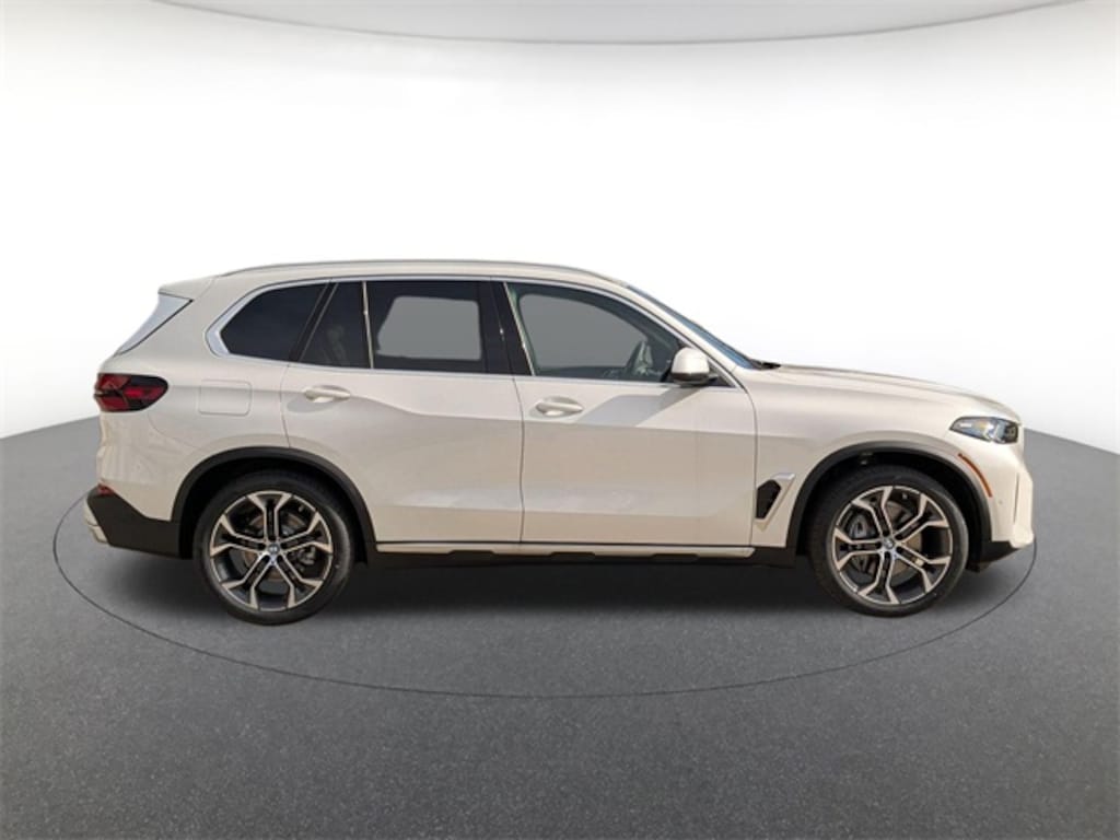 New 2026 BMW X5 xDrive40i SUV